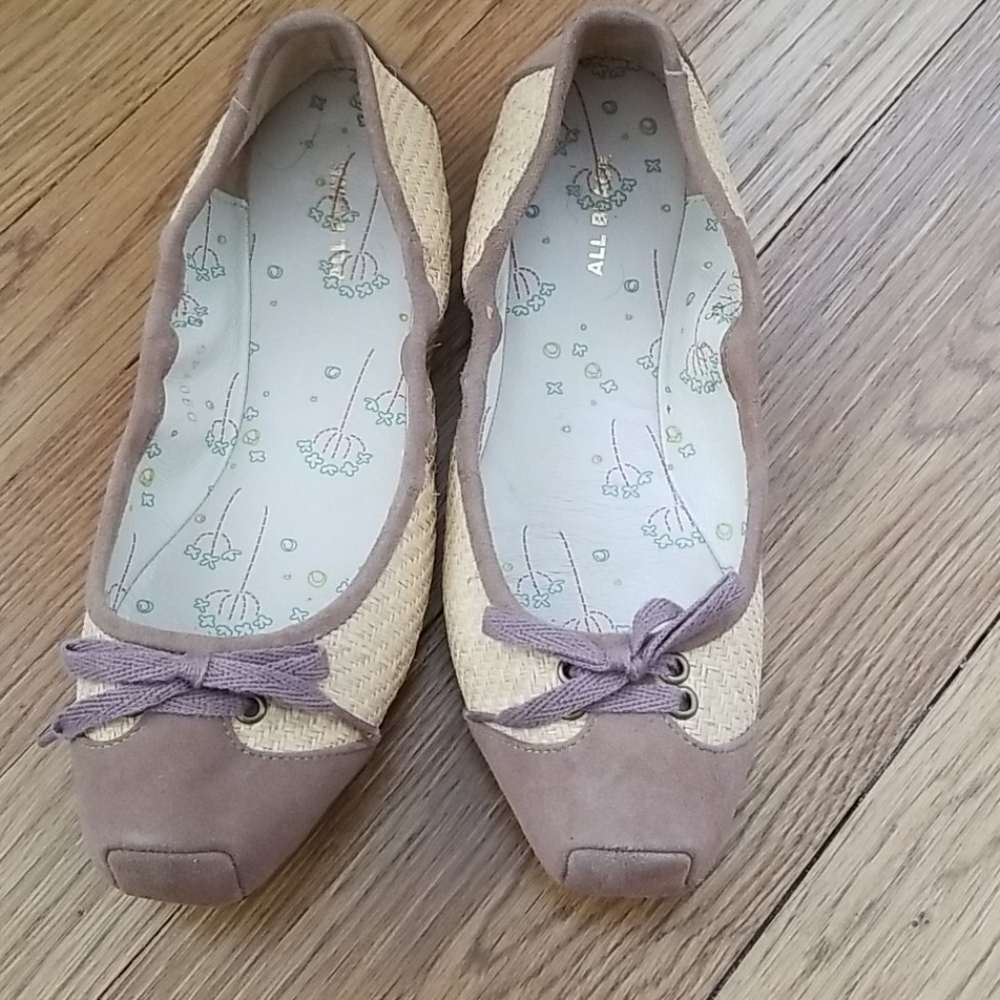 All Black Bambini Natural Straw Made Shoe